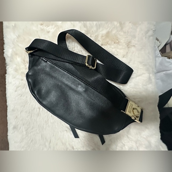 Aimee Kestenberg Black Leather Crossbody Bag - Picture 5 of 7